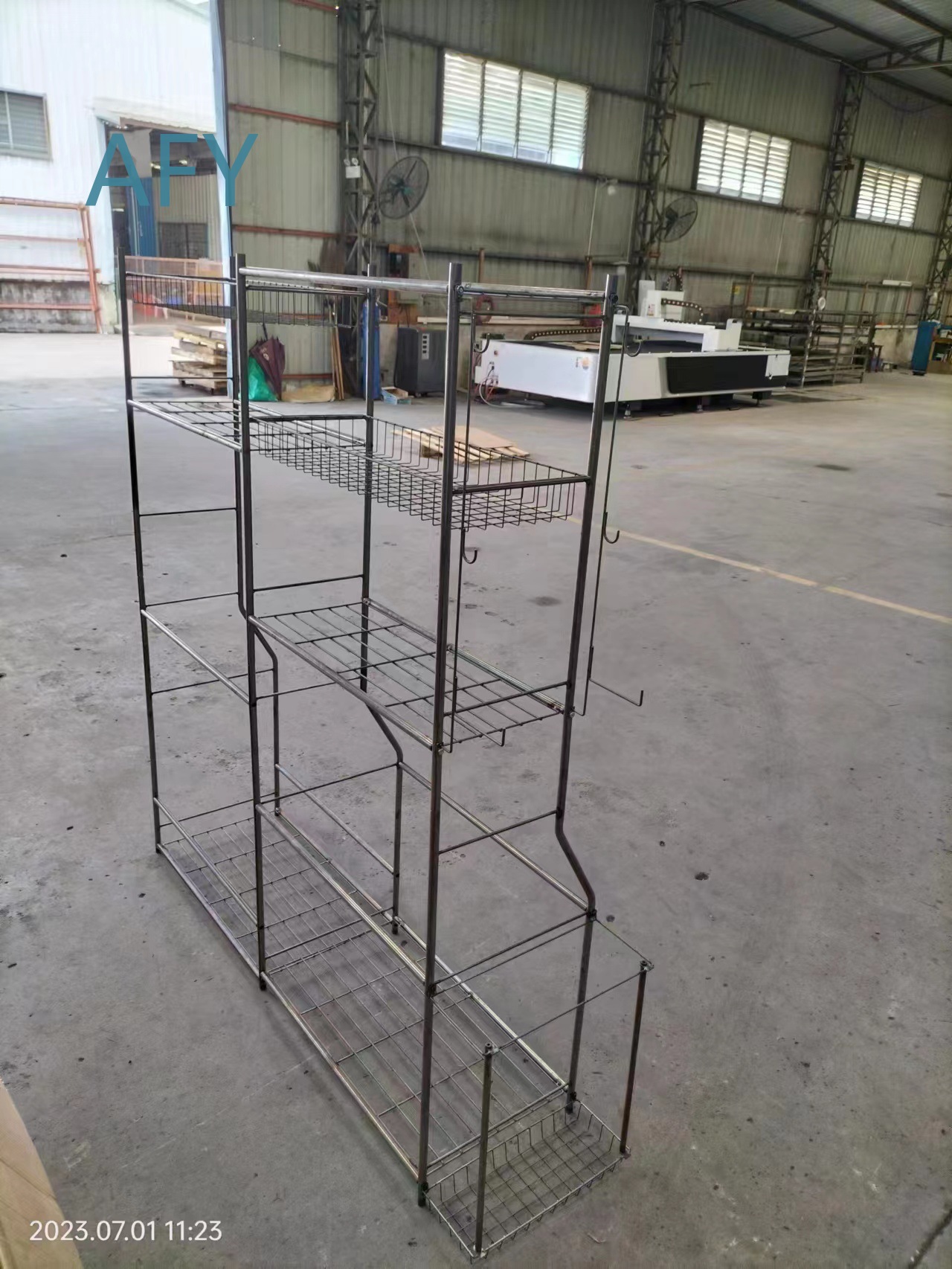 ชั้นวางเก็บลูกกอล์ฟสำหรับจัดเก - Golf Equipment Garage Storage บทวิจารณ์และราคา